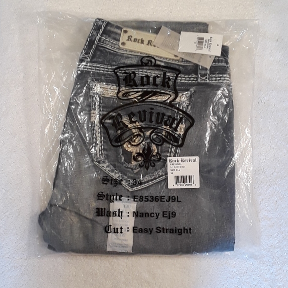 🆕️Rock Revival Easy Straight Jeans. Women's Plus Size: Waist 34x34 Inseam. - Picture 7 of 13